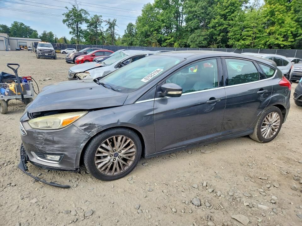 2016 FORD Focus