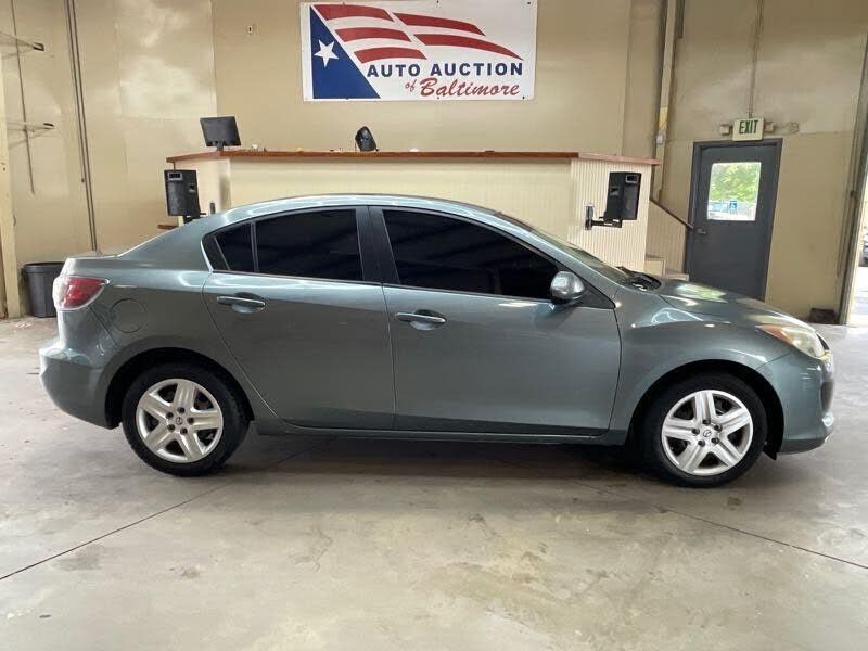2013 MAZDA Mazda3