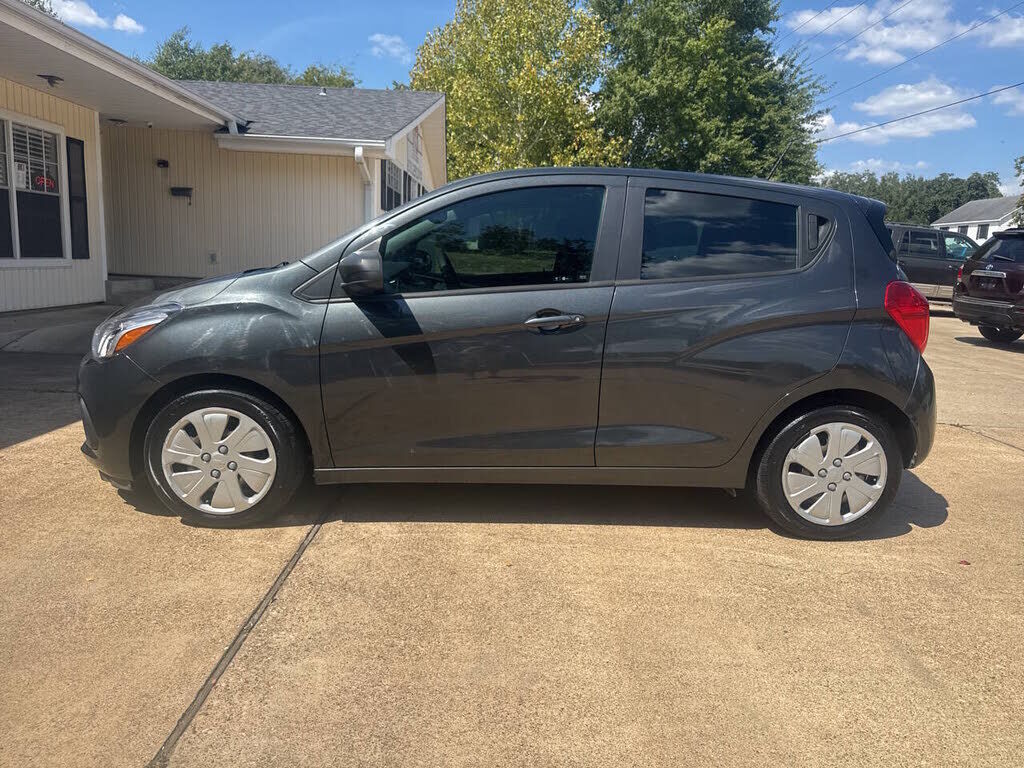 2017 CHEVROLET Spark