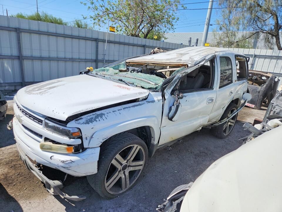 2004 CHEVROLET Tahoe