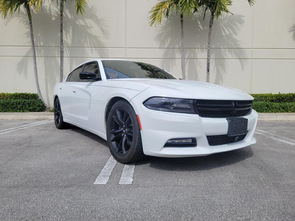 2017 DODGE Charger
