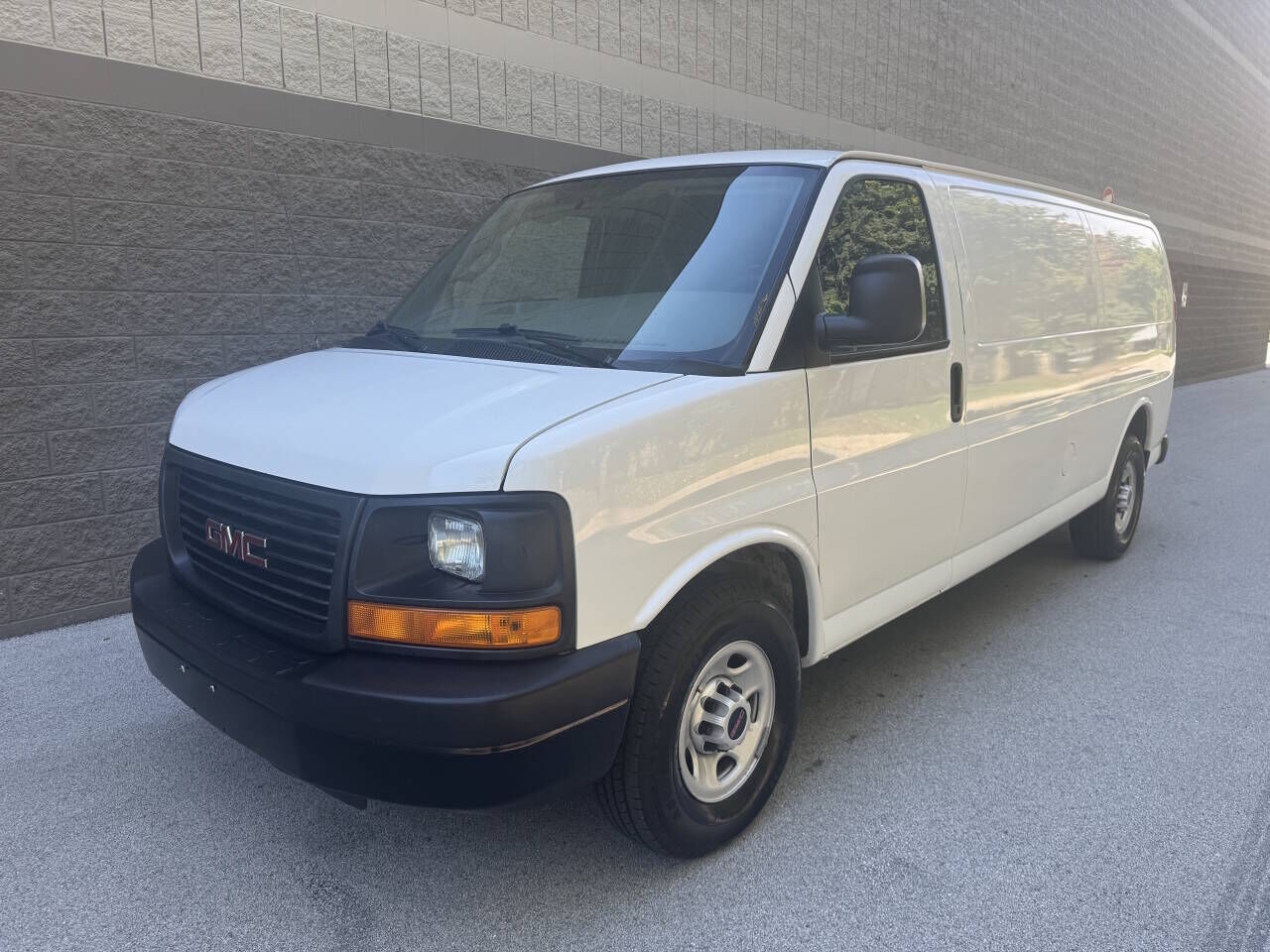 2016 GMC Savana