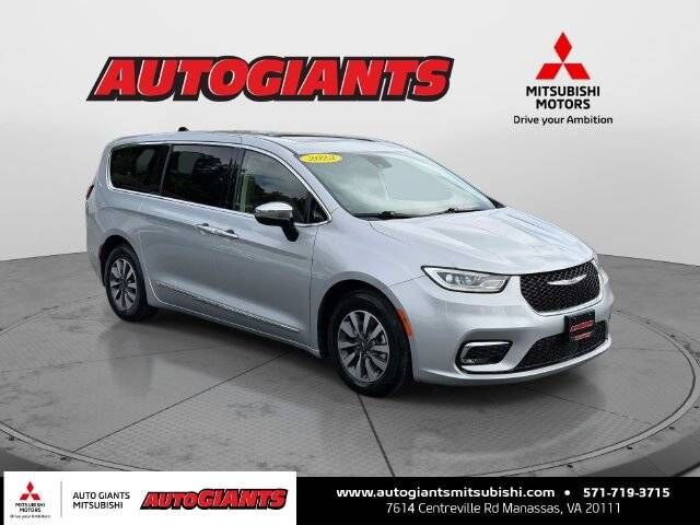 2023 CHRYSLER Pacifica