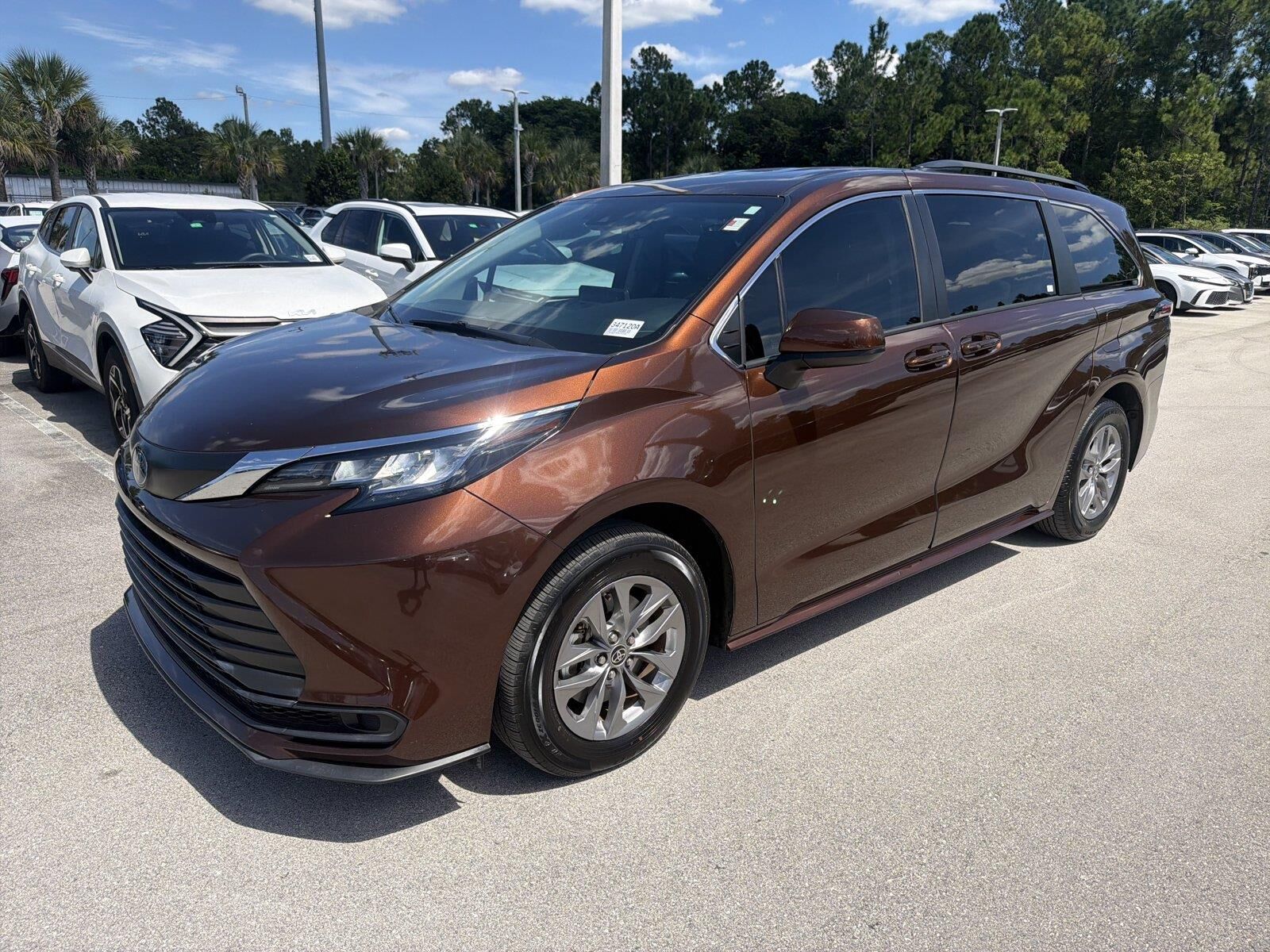 2022 TOYOTA Sienna