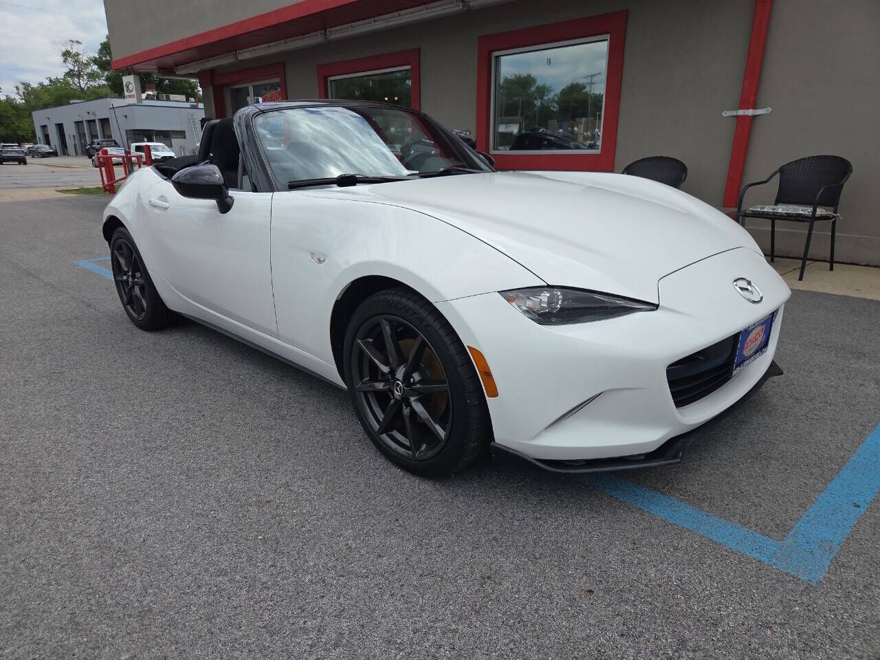 2016 MAZDA MX-5