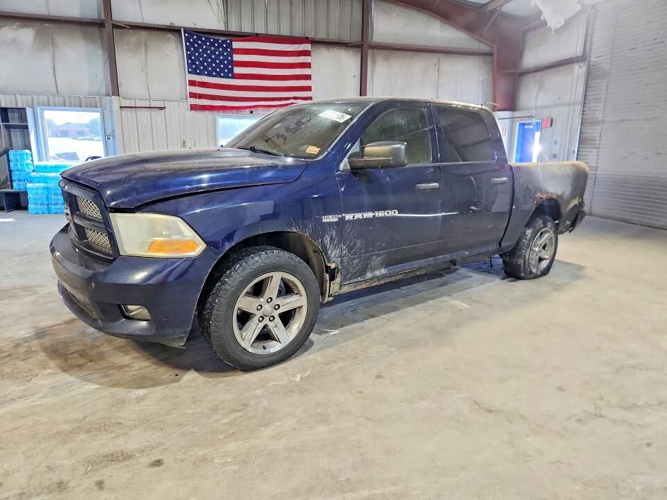 2012 DODGE Ram