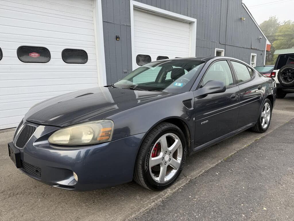 2008 PONTIAC Grand Prix