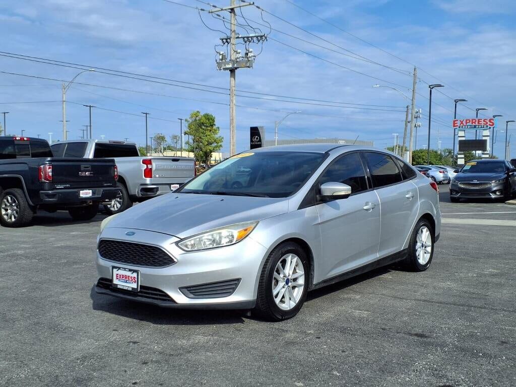 2017 FORD Focus