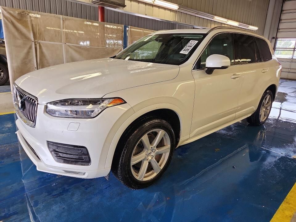 2023 VOLVO XC90