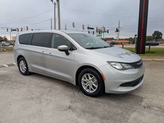 2023 CHRYSLER Voyager