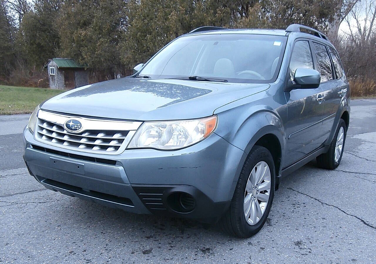2011 SUBARU Forester
