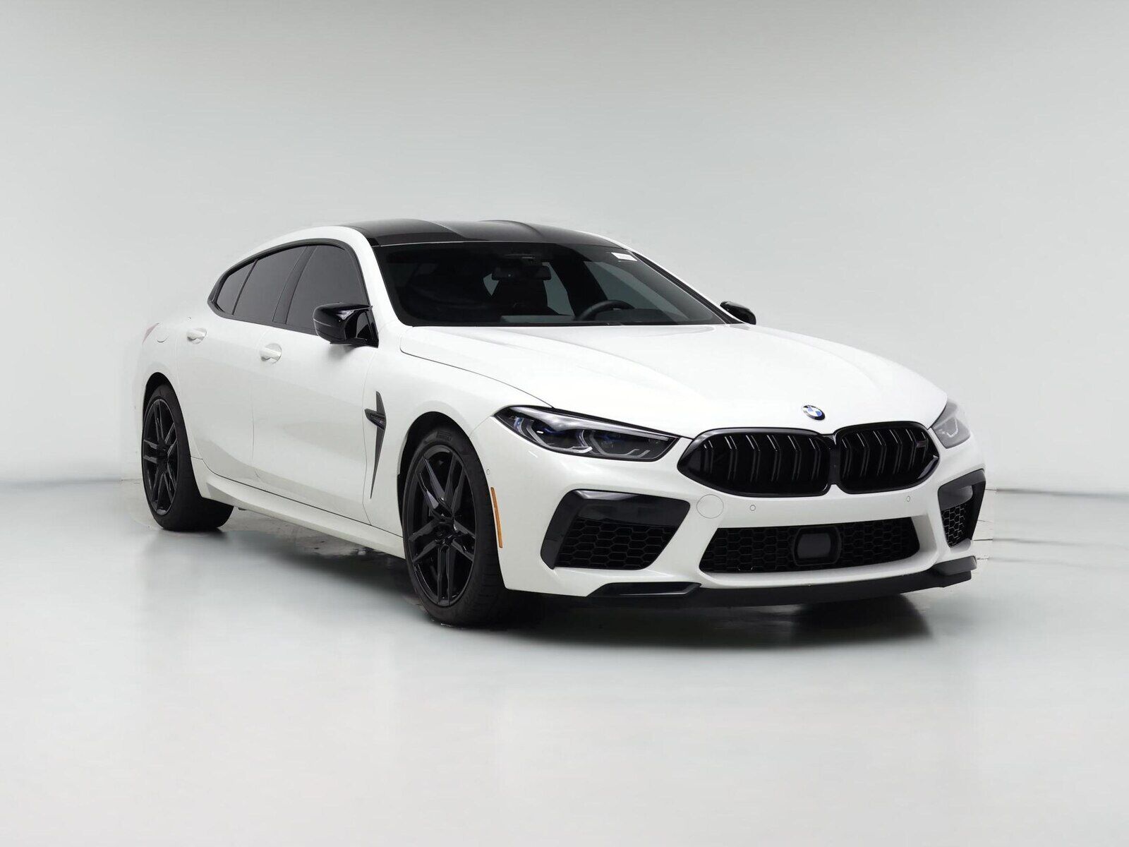 2025 BMW M8