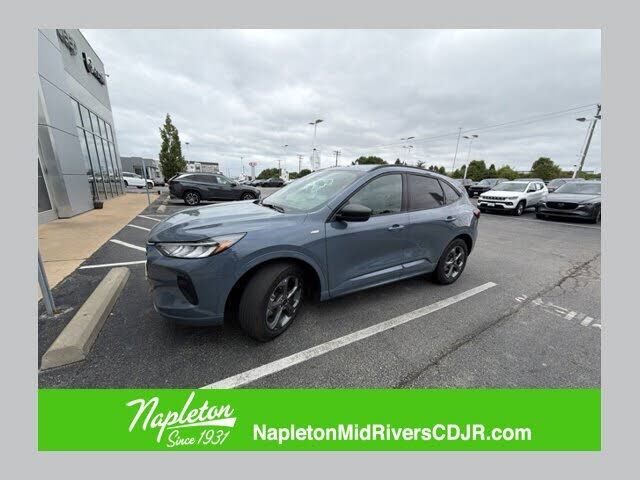 2024 FORD Escape