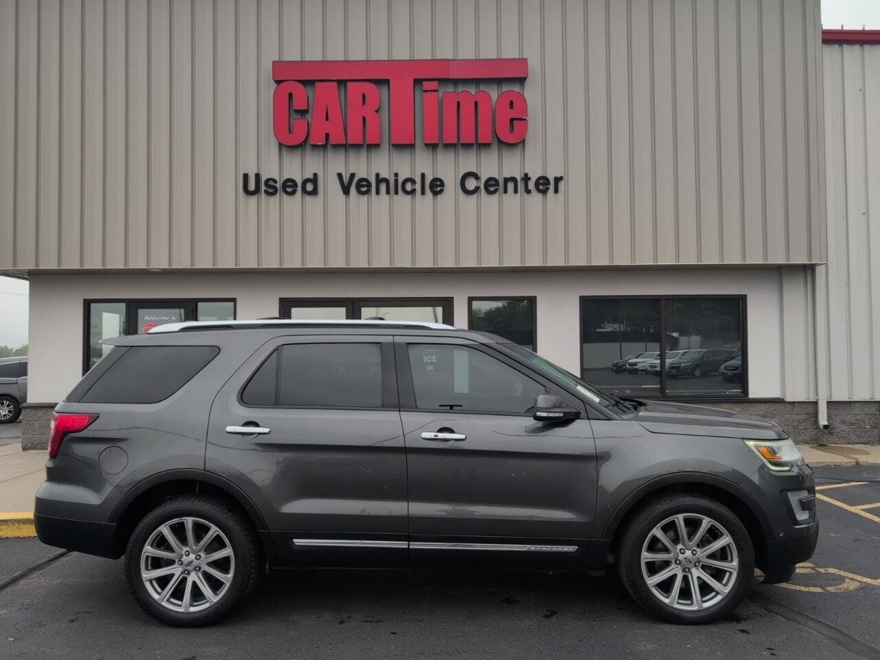 2017 FORD Explorer