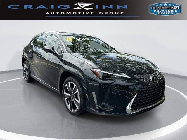 2025 LEXUS UX