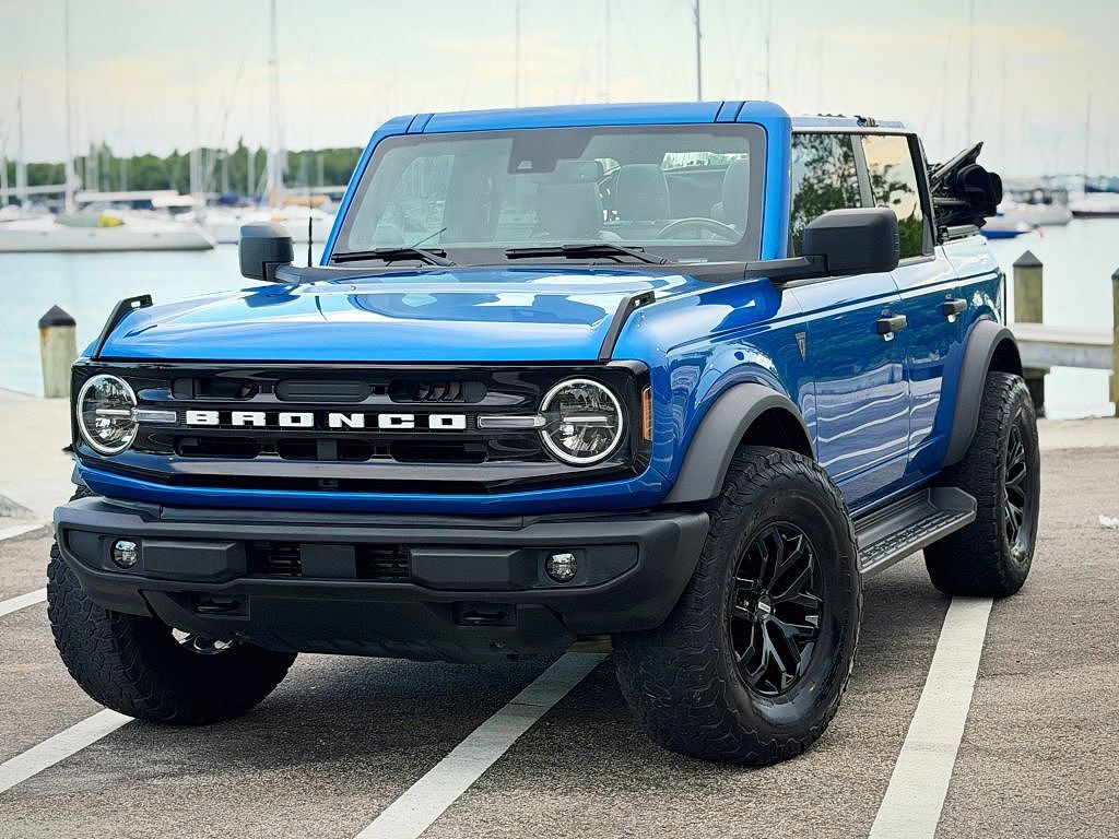 2023 FORD Bronco