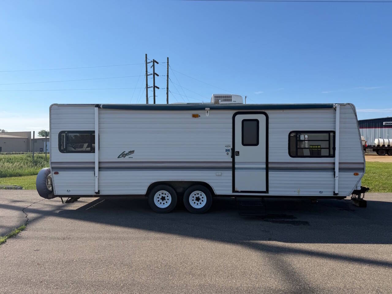 1997 SKYLINE CORPORATION Layton