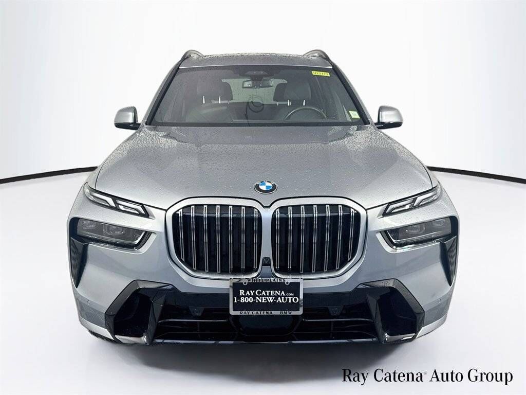 2024 BMW X7
