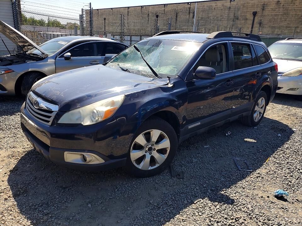 2012 SUBARU Outback