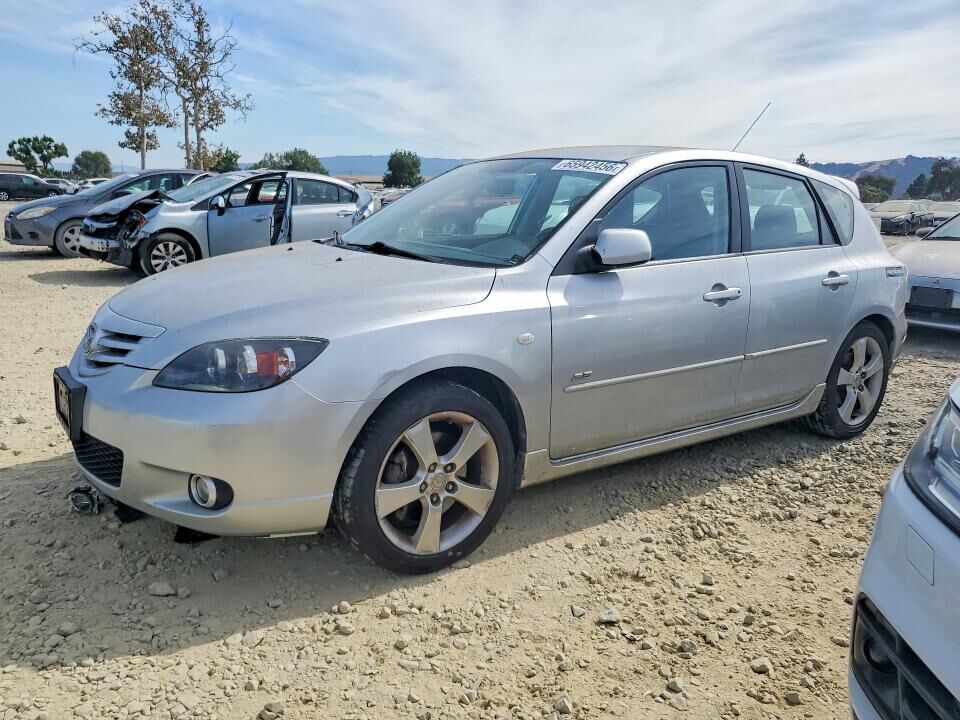 2004 MAZDA Mazda3