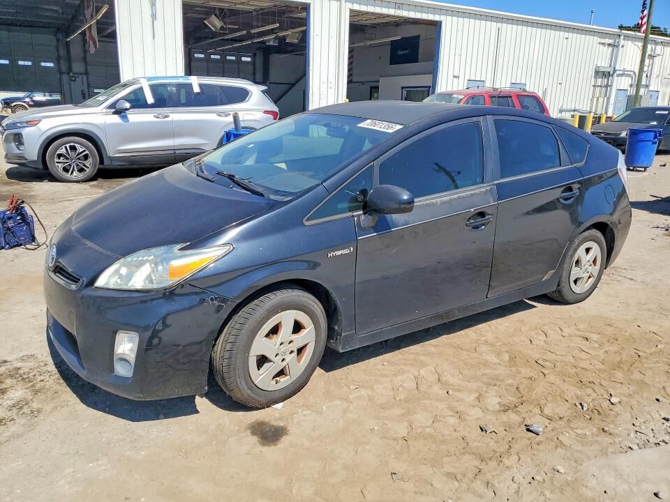 2011 TOYOTA PRIUS