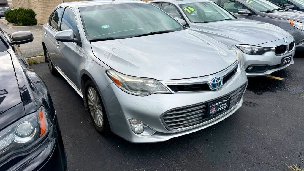2013 TOYOTA Avalon