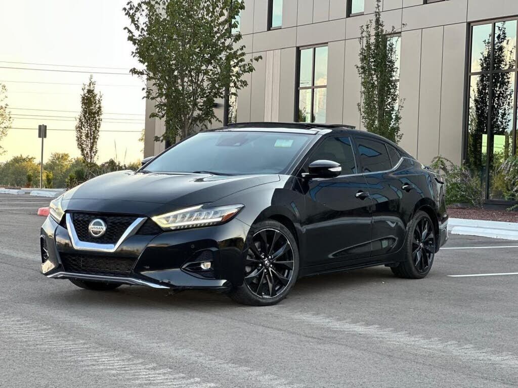 2019 NISSAN Maxima