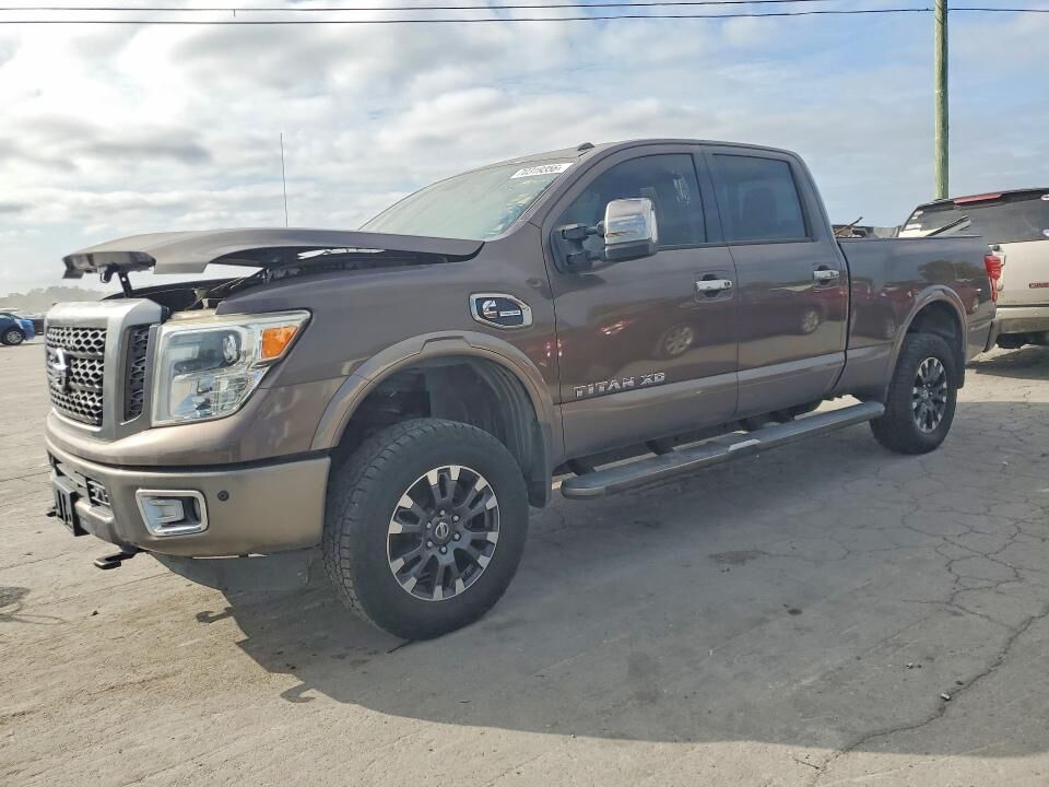 2016 NISSAN Titan