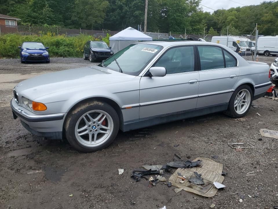 2000 BMW 7 Series