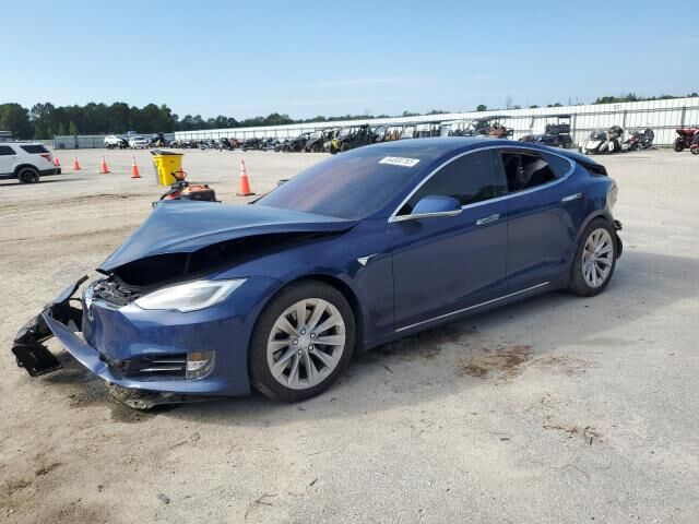2016 TESLA Model S
