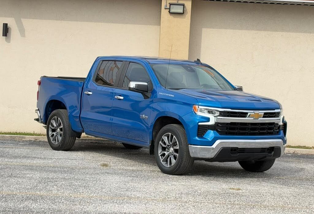 2023 CHEVROLET Silverado