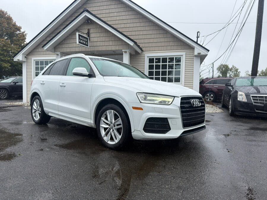 2016 AUDI Q3
