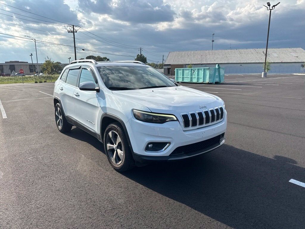 2019 JEEP Cherokee