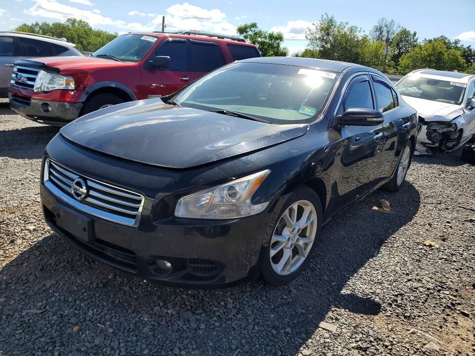 2014 NISSAN Maxima