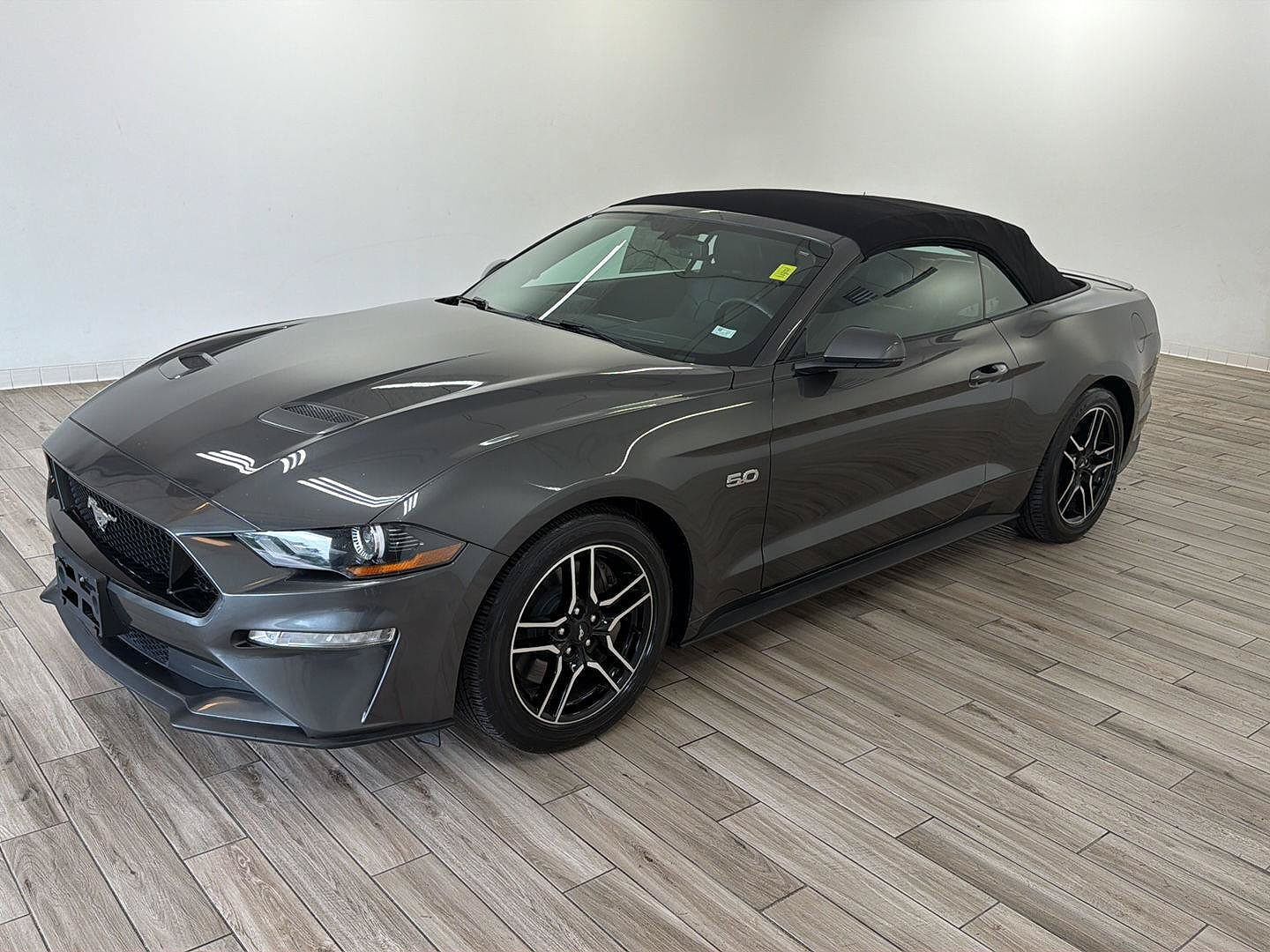 2020 FORD Mustang