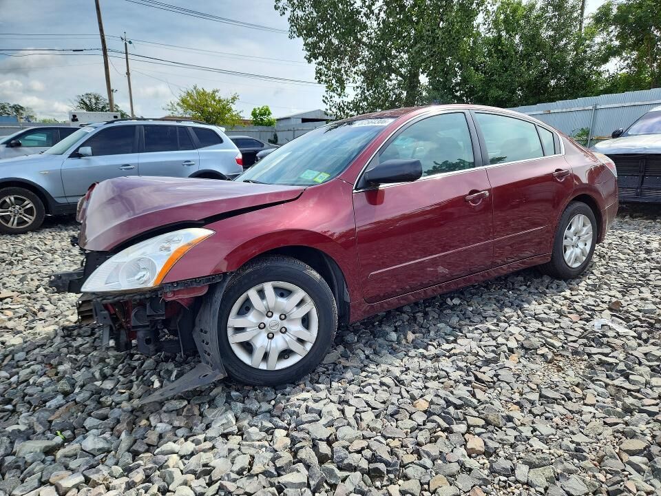 2011 NISSAN Altima
