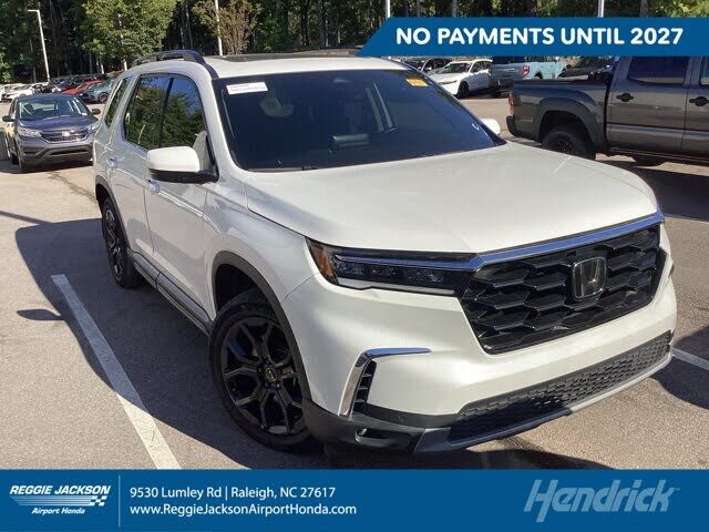 2025 HONDA Pilot