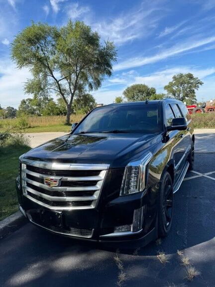 2017 CADILLAC Escalade ESV