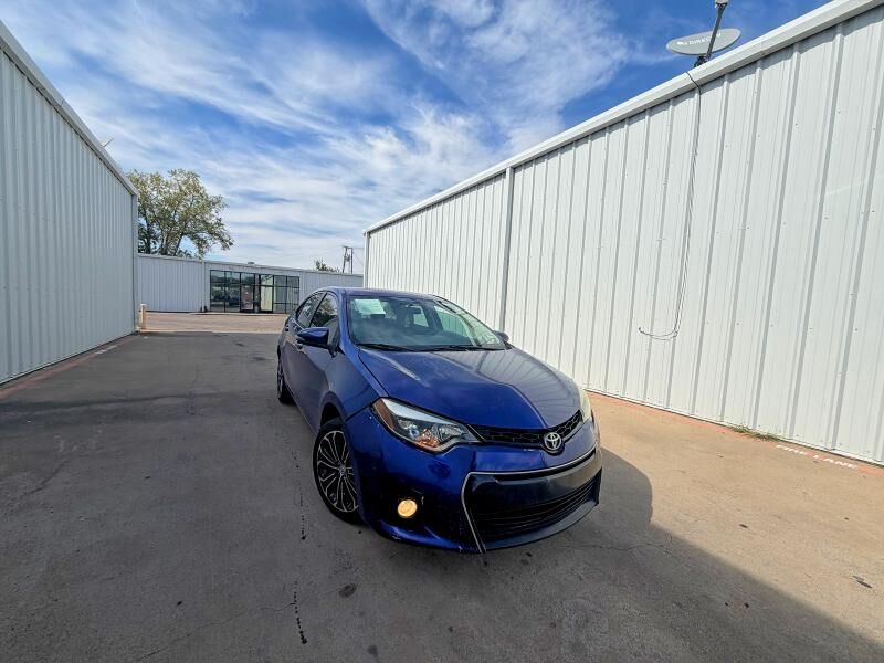 2016 TOYOTA Corolla