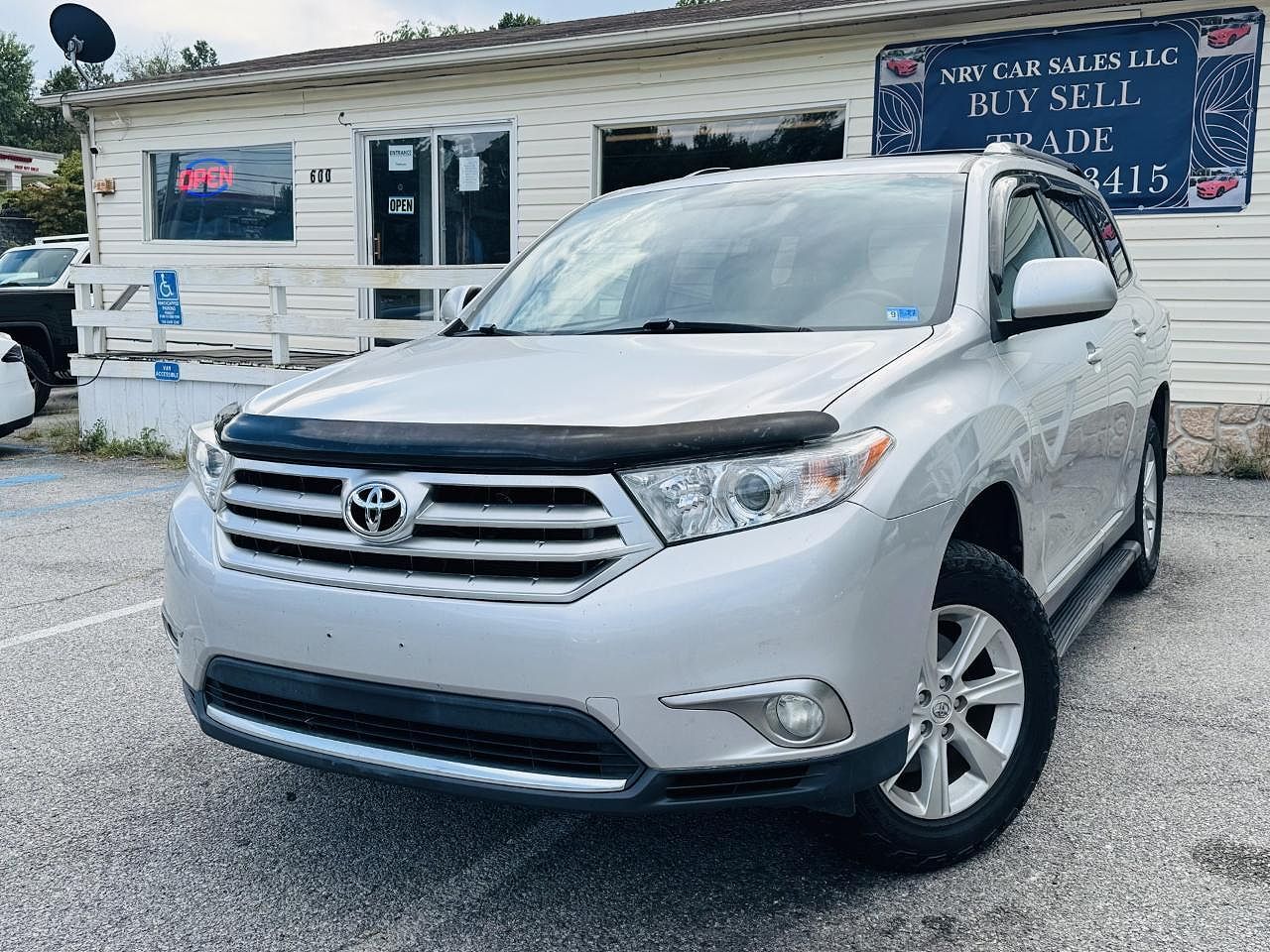 2011 TOYOTA Highlander