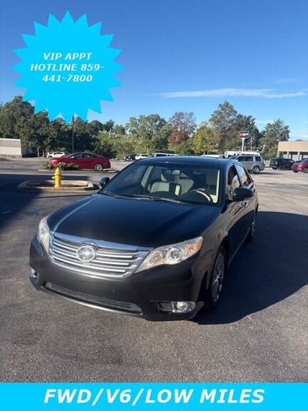 2011 TOYOTA Avalon