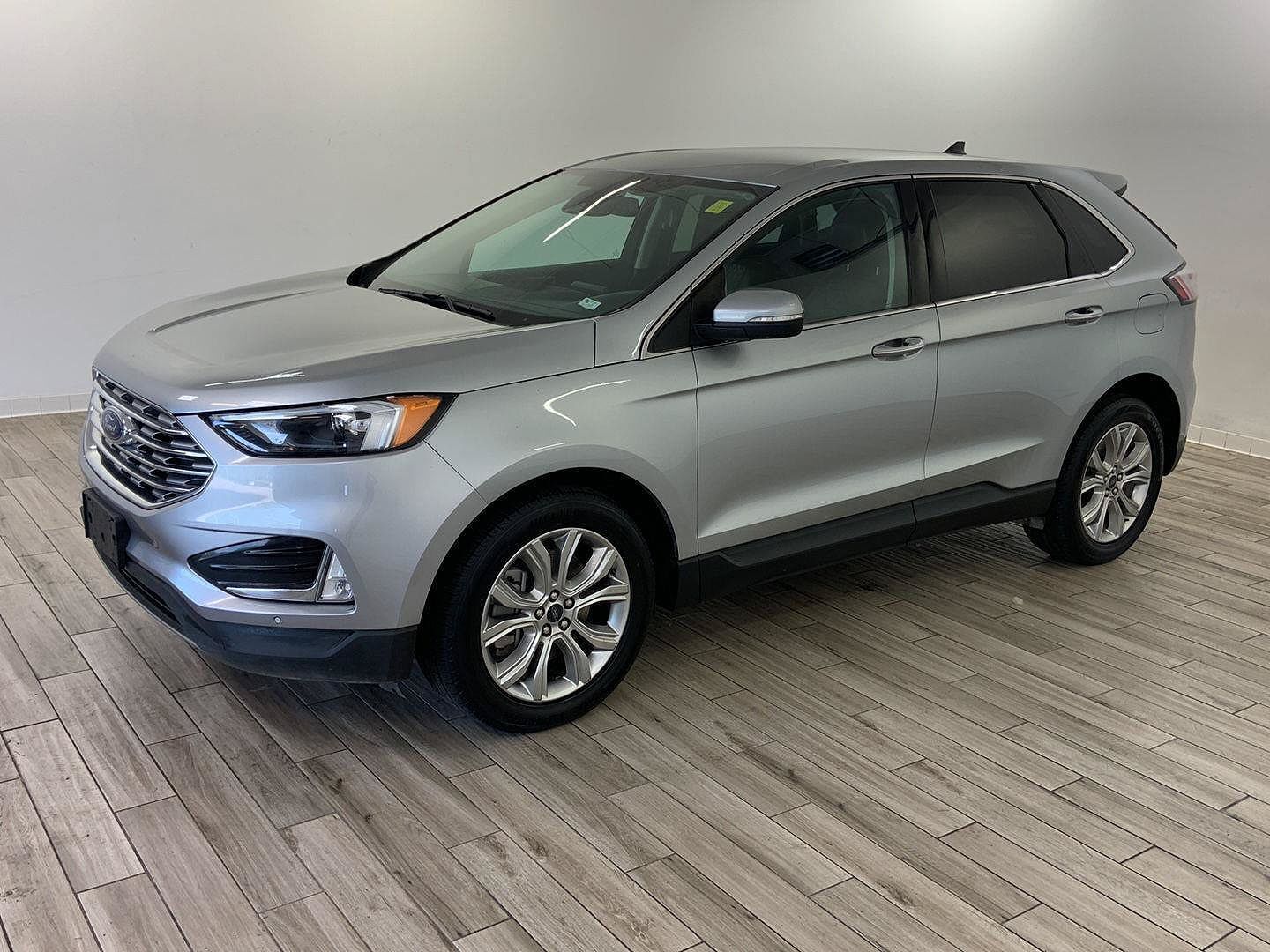 2023 FORD Edge