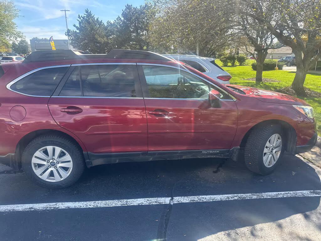 2016 SUBARU Outback