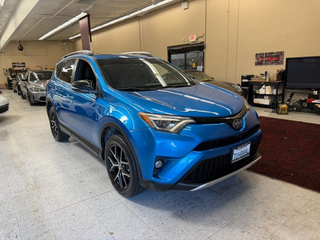 2016 TOYOTA RAV4
