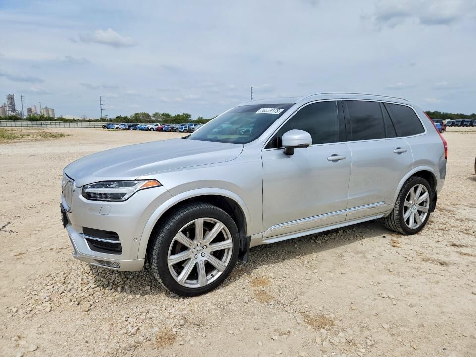 2016 VOLVO XC90