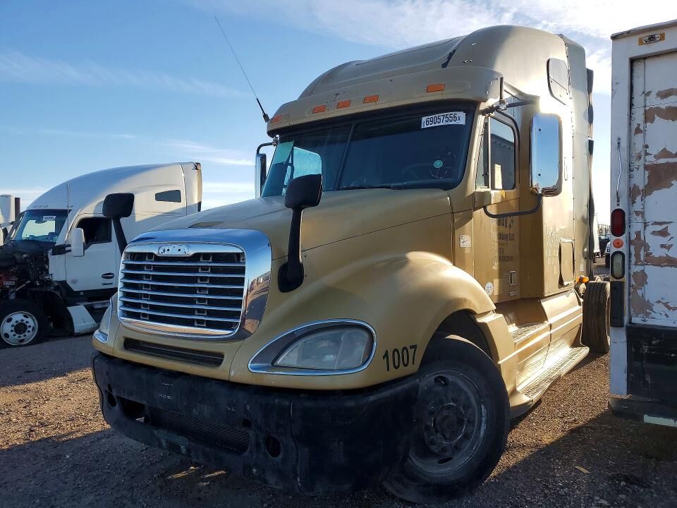 2010 FREIGHTLINER Columbia