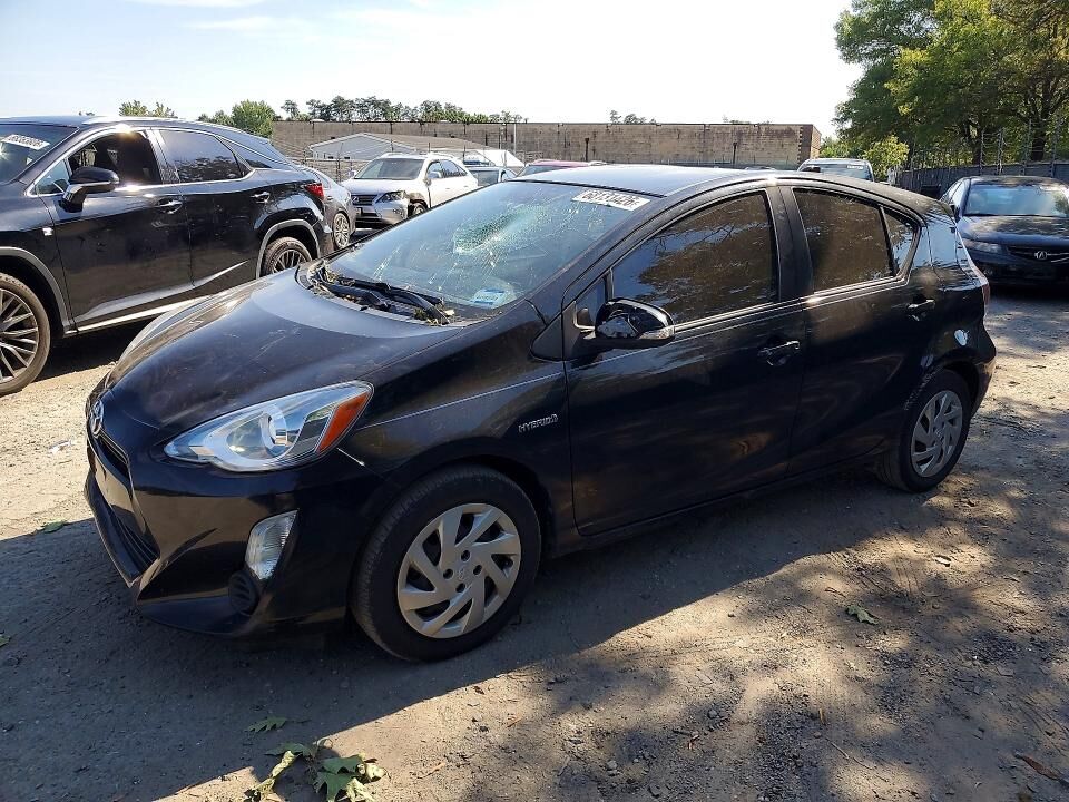 2015 TOYOTA Prius