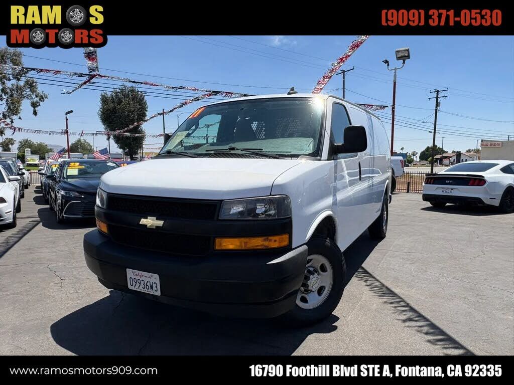 2021 CHEVROLET Express