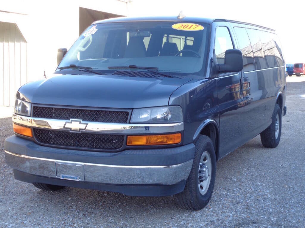 2017 CHEVROLET Express