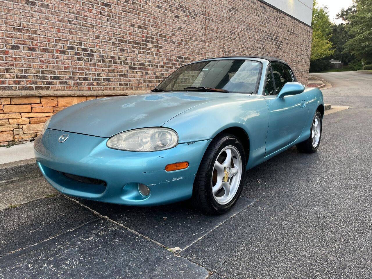 2001 MAZDA MX-5